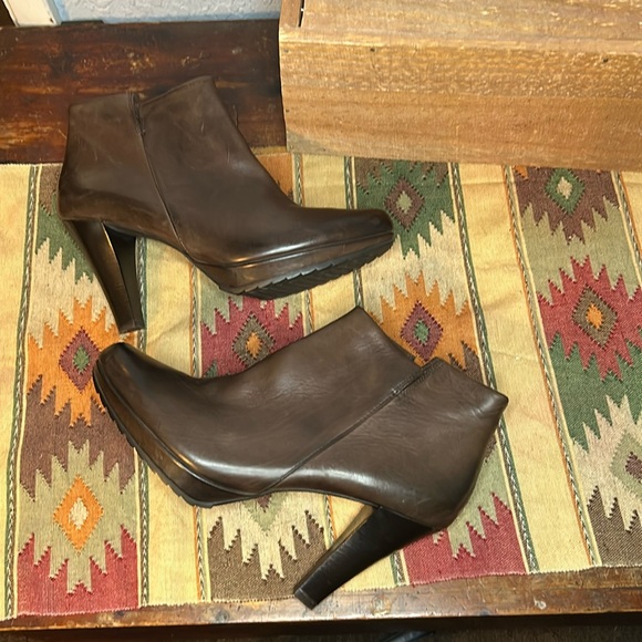 Paul Green brown leather ankle boots - Picture 5 of 10
